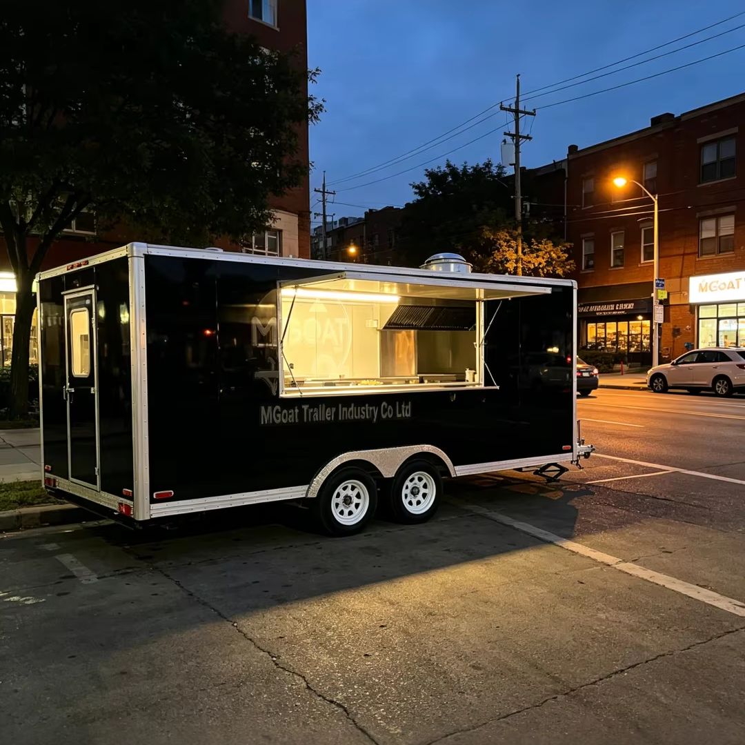 Commercial Kitchen Trailer - Truk Makanan Komersial 2-Axle Warna Hitam,